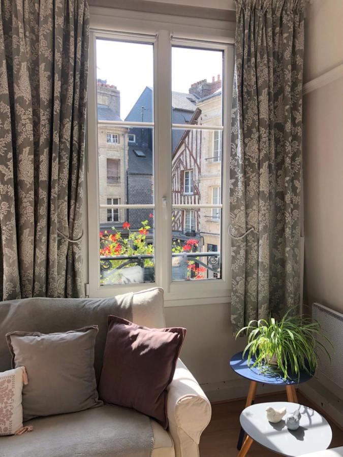 L'Appartement R Postel Honfleur Exteriér fotografie